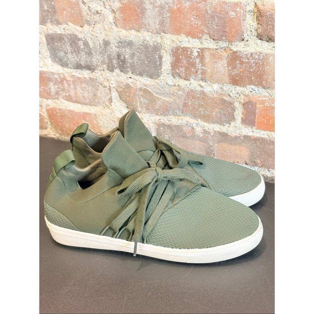 STEVE MADDEN • Lancer Olive Green Lace Up /  Soft Sole Sock Neoprene Casual Fash